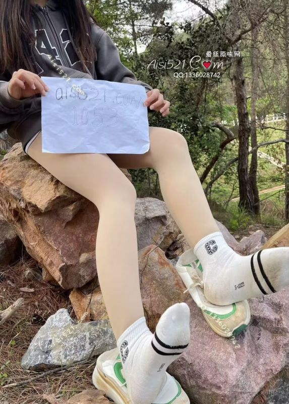 纯欲风学生中筒袜~气味十足哦原味丝袜|袜类臭棉袜