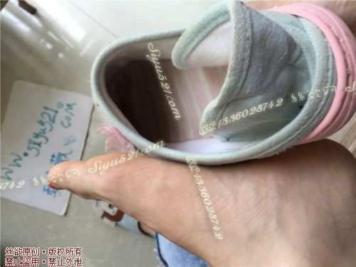 原味女鞋|鞋类,凉鞋拖鞋,爱搞闲置破鞋的努，又脏又臭又破又烂的布拖鞋它也爱搞！臭鞋把棉袜都染臭了脚也痒哎【本页面出售的是闲置sao拖】