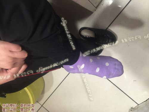 原味丝袜|袜类,臭棉袜,爱丽丝（本土的BYD）——2017年10月下旬顾客订购（化妆33妹妹-棉袜），此活动免费拍摄打包图