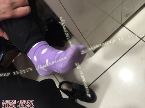 原味丝袜|袜类,臭棉袜,致命臭(此活动MM随机，不能指定)——2017年10月下旬顾客订购致命臭活动MM（【10.1赠送活动】化妆33妹妹-棉袜）现收足底实拍，不可选择MM，免费附