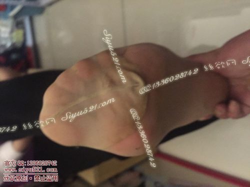 原味丝袜|袜类,臭短丝袜,致命臭(此活动MM随机，不能指定)——2017年11月初、中旬顾客订购致命臭活动MM（导购24妹妹-酸臭肉丝）现收足底实拍，不可选择MM，免费附带无水印高清收购足底