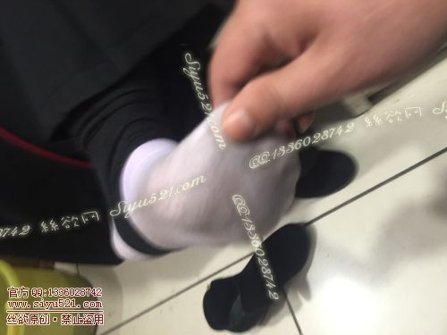 原味丝袜|袜类,臭棉袜,致命臭(此活动MM随机，不能指定)——2017年11月初、中旬顾客订购致命臭活动MM（化妆33妹妹-恶臭棉袜）现收足底实拍，不可选择MM，免费附带无水印高清收购足底