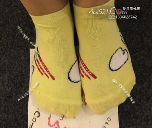 原味丝袜|袜类,臭棉袜,极臭系列の可爱黄色小心心短棉袜