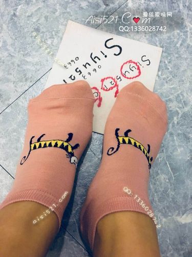 原味丝袜|袜类,臭棉袜,极臭系列の可爱淡红色小猫短棉袜