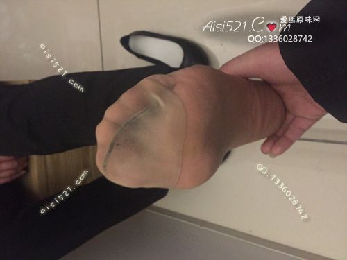 原味丝袜|袜类,臭短丝袜,致命臭(此活动MM随机，不能指定)——2018年1月初旬顾客订购致命臭活动MM（导购25妹妹-肉丝）现收足底实拍，不可选