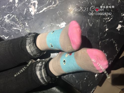 原味丝袜|袜类,臭棉袜,致命臭(此活动MM随机，不能指定)——2018年1月下旬顾客订购致命臭活动MM（烤肉06妹妹-棉袜）现收足底实拍，不可选