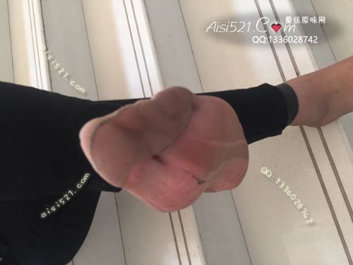 原味丝袜|袜类,臭短丝袜,致命臭(此活动MM随机，不能指定)——2018年2月份顾客订购致命臭活动MM（珠宝02妹妹-酸臭咖啡丝）现收足底实拍，不可选