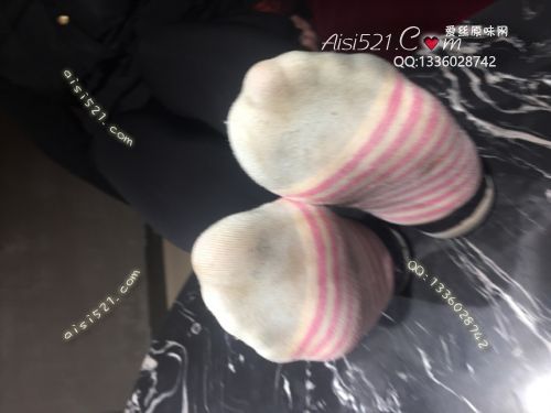 原味丝袜|袜类,臭短丝袜,致命臭(此活动MM随机，不能指定)——2018年2月份顾客订购致命臭活动MM（烤肉06妹妹-可以把人熏一个跟头的极限重口味，估计收到货时候应该袜子应该是潮湿的）现收足底实拍