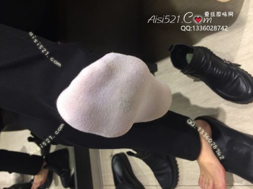 原味丝袜|袜类,臭棉袜,爱丽丝（本土的BYD）——2018年3月上中旬【新年买2赠1活动-3月底即将结束】赠送顾客（导购16妹妹-恶臭棉袜），此活动免费拍摄打包图