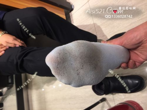 原味丝袜|袜类,臭棉袜,致命臭(此活动MM随机，不能指定)——2018年3月上中旬顾客订购致命臭活动MM（导购17妹妹-棉袜）现收足底实拍