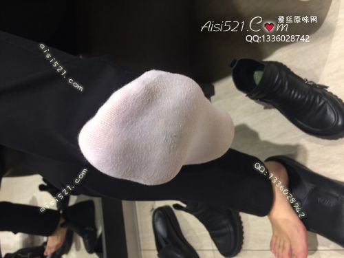 原味丝袜|袜类,臭棉袜,爱丽丝（本土的BYD）——2018年3月下旬【新年买2赠1活动-3月底已结束】赠送顾客（导购16妹妹-恶臭棉袜），此活动免费拍摄打包图