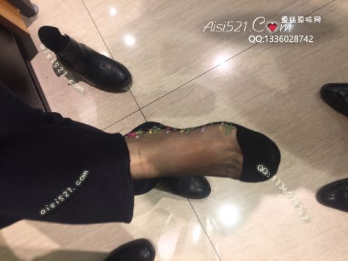 原味丝袜|袜类,臭短丝袜,致命臭(此活动MM随机，不能指定)——2018年3月下旬顾客订购致命臭活动MM（品牌店长-卡通丝）现收足底实拍