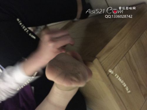 原味丝袜|袜类,臭短丝袜,致命臭(此活动MM随机，不能指定)——2018年4月初、中旬顾客订购致命臭活动MM（导购25妹妹-肉丝）现收足底实拍