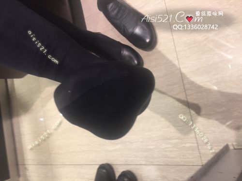 原味丝袜|袜类,臭连裤袜,致命臭(此活动MM随机，不能指定)——2018年4月下旬顾客订购致命臭活动MM（品牌店长-黑丝连裤）现收足底实拍