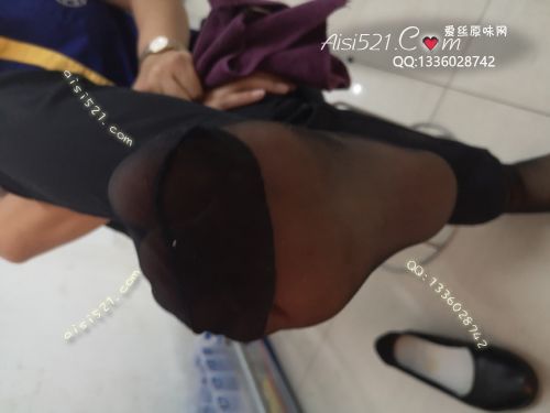 原味丝袜|袜类,臭短丝袜,致命臭(此活动MM随机，不能指定)——2018年7下旬顾客订购致命臭活动MM（导购17妹妹-黑丝）现收足底实拍