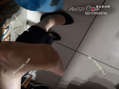 原味丝袜|袜类,臭短丝袜,致命臭(此活动MM随机，不能指定)——2018年7下旬顾客订购致命臭活动MM（制服熟女-卡通肉丝）现收足底实拍