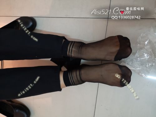 原味丝袜|袜类,臭短丝袜,致命臭(此活动MM随机，不能指定)——2018年8月中、下旬顾客订购致命臭活动MM（导购17妹妹-黑丝）现收足底实拍