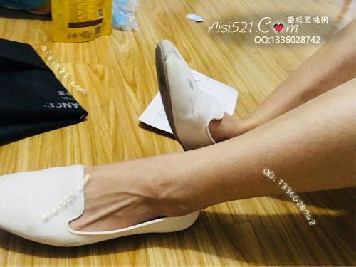 原味女鞋|鞋类,休闲平底,平底小白鞋，有点脏哦。