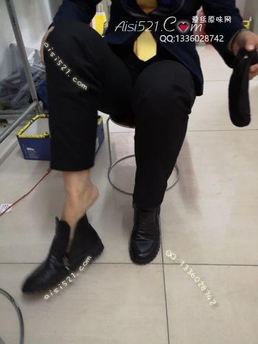 原味丝袜|袜类,臭棉袜,致命臭(此活动MM随机，不能指定)——2018年10月份顾客订购致命臭活动MM（导购16美女-棉袜穿了5天-恶臭级别）现收足底实拍