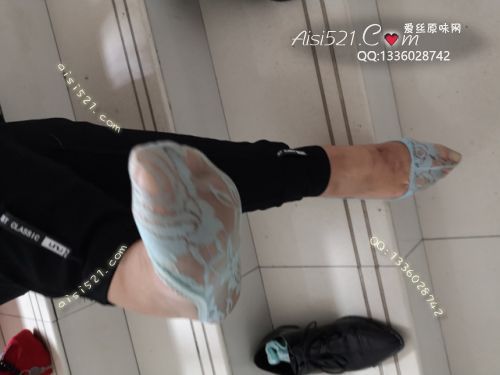 原味丝袜|袜类,臭船袜,致命臭(此活动MM随机，不能指定)——2018年10月份美国顾客订购致命臭活动MM（珠宝02美女-恶臭船袜）现收足底实拍