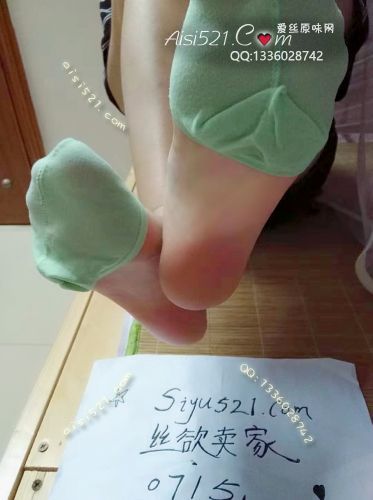 萌萌的绿色，臭臭的袜子，浓浓的情原味丝袜|袜类臭船袜