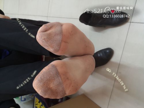 原味丝袜|袜类,臭短丝袜,致命臭(此活动MM随机，不能指定)——2018年11月中下旬【双11买2增1活动】赠送顾客（导购14妹妹-卡通丝）现收足底实拍