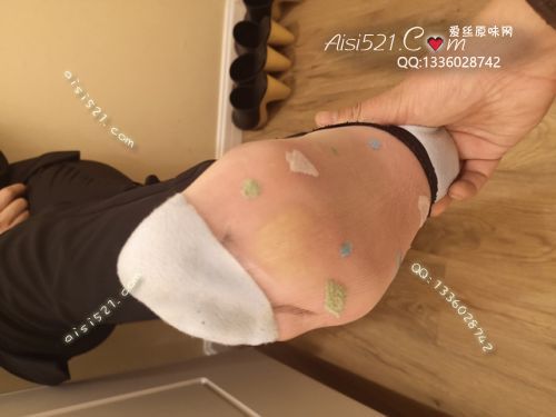 原味丝袜|袜类,臭短丝袜,致命臭(此活动MM随机，不能指定)——2018年11月中下旬顾客【双11买2赠1活动火爆订购】（导购12美女-卡通丝）现收足底实拍