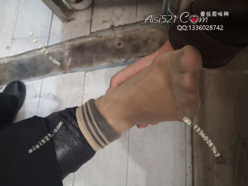 原味丝袜|袜类,臭短丝袜,致命臭(此活动MM随机，不能指定)——2018年11月中下旬【双11买2增1活动】赠送顾客（导购熟女-酸臭肉丝）现收足底实拍