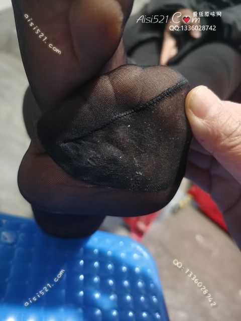 原味丝袜|袜类,臭短丝袜,爱丽丝(此活动可指定MM，但袜类随机)——2023年12月份顾客预订奢04黑丝