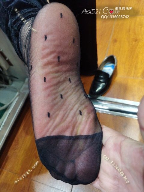 原味丝袜|袜类,臭短丝袜,致命臭(此活动MM随机，不能指定)——2024年04月份顾客预订导购40皮鞋黑丝
