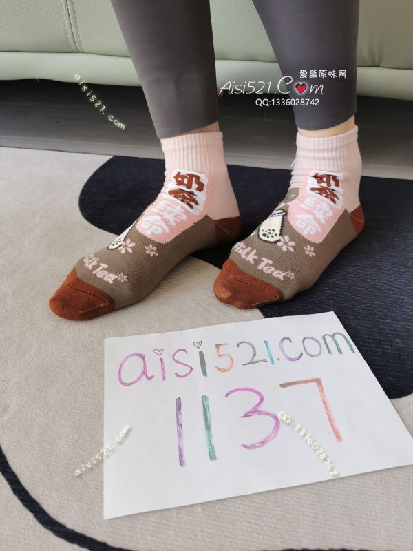 奶茶续命棉袜子，工作时穿原味丝袜|袜类臭棉袜