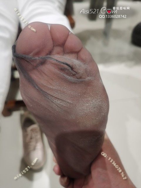 原味丝袜|袜类,臭短丝袜,致命臭(此活动MM随机，不能指定)——2024年04月份顾客预订导购04汗渍明显性感灰丝