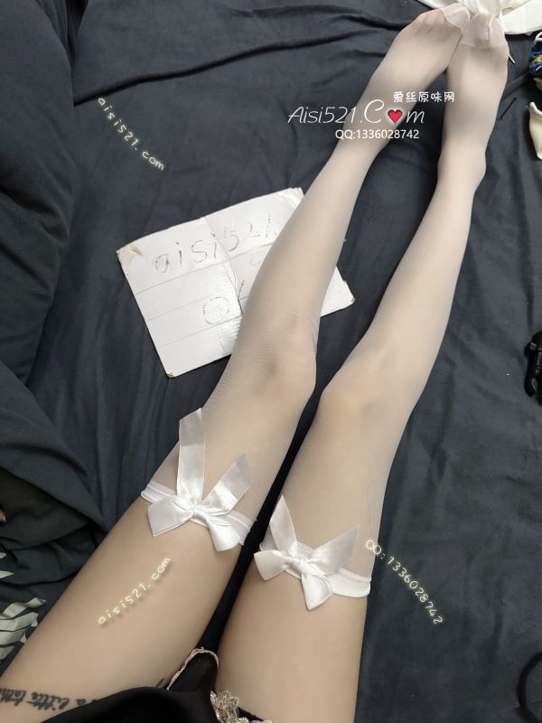 原味丝袜|袜类,臭长筒丝袜,纯纯的蝴蝶结白丝，这还拿不下你吗