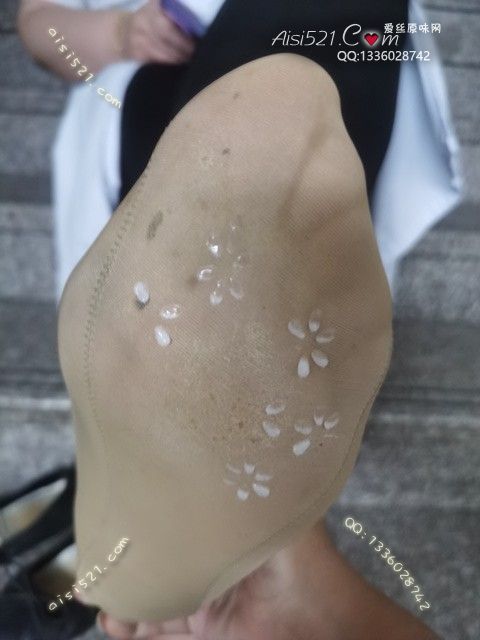 原味丝袜|袜类,臭船袜,爱丽丝(此活动可指定MM，但袜类随机)——2024年08月份顾客预订珠宝02恶臭级别船袜