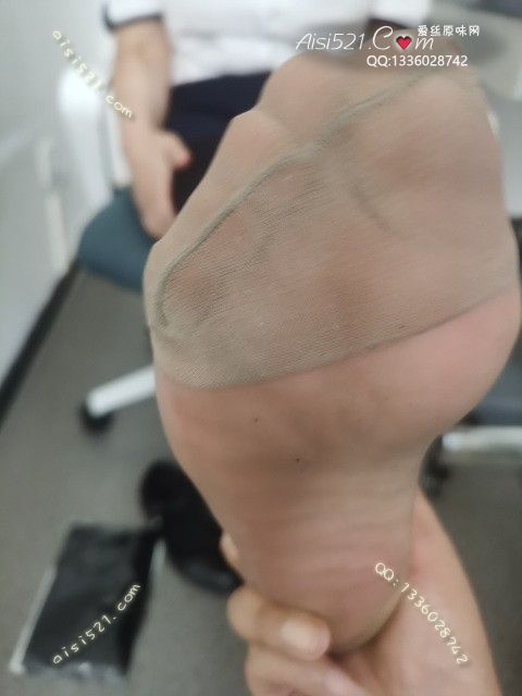 爱丽丝(此活动可指定MM，但袜类随机)——2024年08月份顾客预订导购09咖啡丝原味丝袜|袜类臭短丝袜