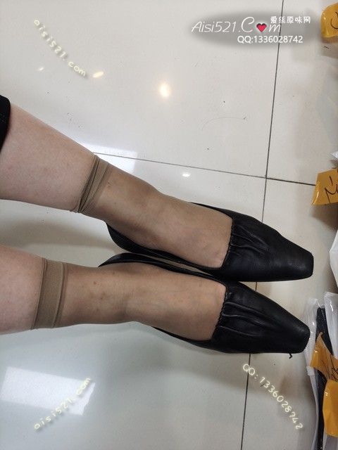 原味丝袜|袜类,臭短丝袜,爱丽丝(此活动可指定MM，但袜类随机)——2024年10月份顾客预订导购06性感咖啡丝