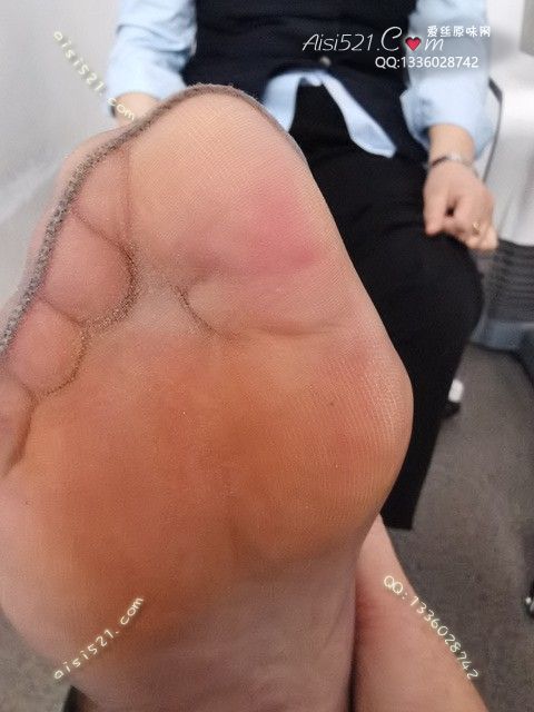 爱丽丝(此活动可指定MM，但袜类随机)——2024年09月份顾客预订导购09足尖透明灰丝原味丝袜|袜类臭短丝袜