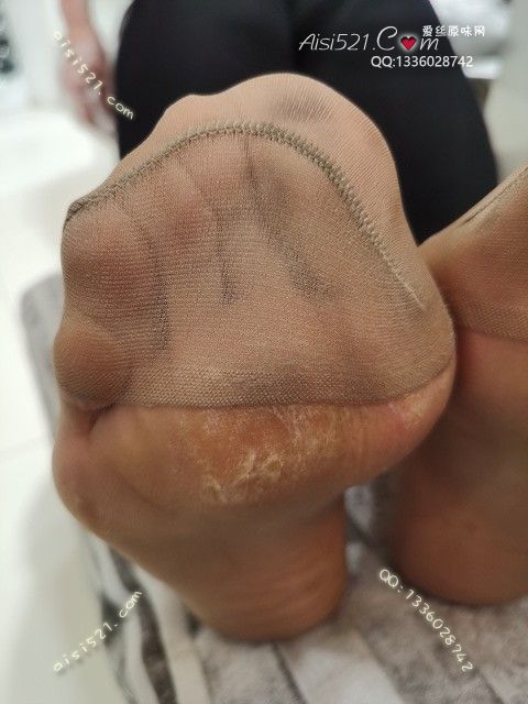 爱丽丝(此活动可指定MM，但袜类随机)——2024年10月份顾客预订导购03性感咖啡丝原味丝袜|袜类臭短丝袜