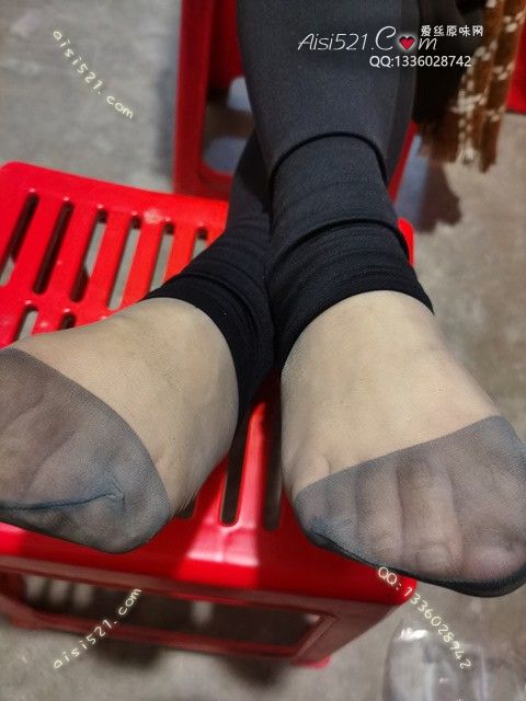 爱丽丝(此活动可指定MM，但袜类随机)——2024年10月份顾客预订奢04重口味灰丝原味丝袜|袜类臭短丝袜