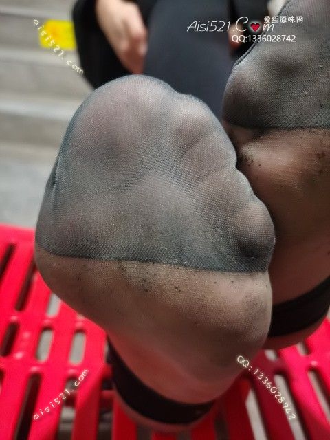 爱丽丝(此活动可指定MM，但袜类随机)——2024年10月份顾客预订奢04重口味灰丝原味丝袜|袜类臭短丝袜