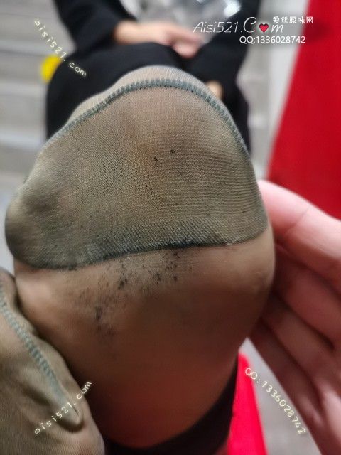 爱丽丝(此活动可指定MM，但袜类随机)——2024年10月份顾客预订奢04咖啡丝原味丝袜|袜类臭短丝袜