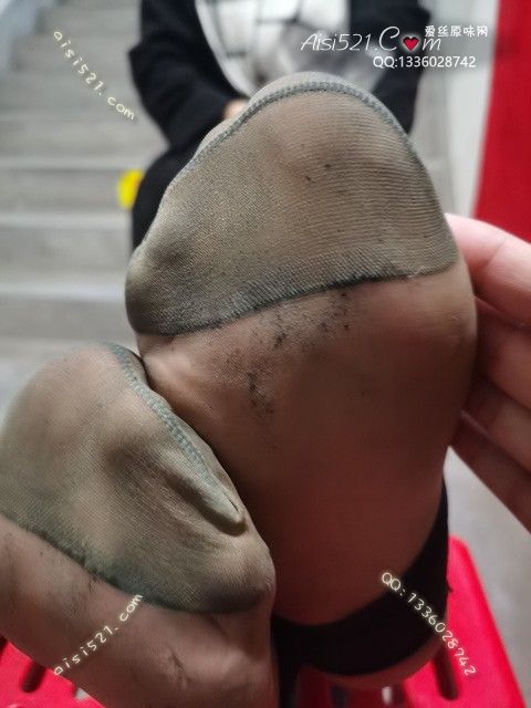 爱丽丝(此活动可指定MM，但袜类随机)——2024年10月份顾客预订奢04咖啡丝原味丝袜|袜类臭短丝袜