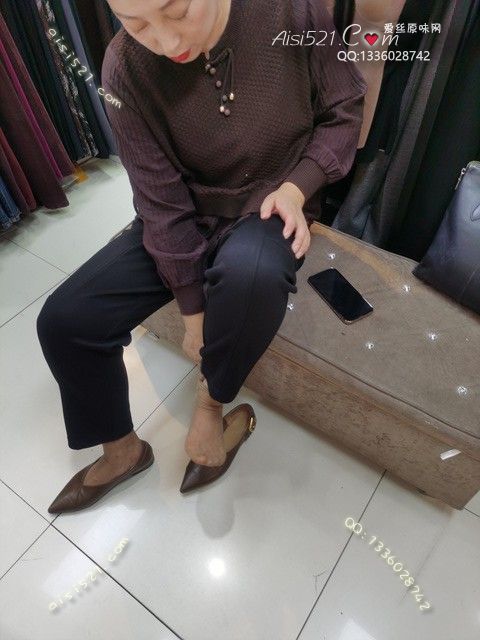 爱丽丝(此活动可指定MM，但袜类随机)——2024年10月份顾客预订导购06咖啡丝原味丝袜|袜类臭短丝袜