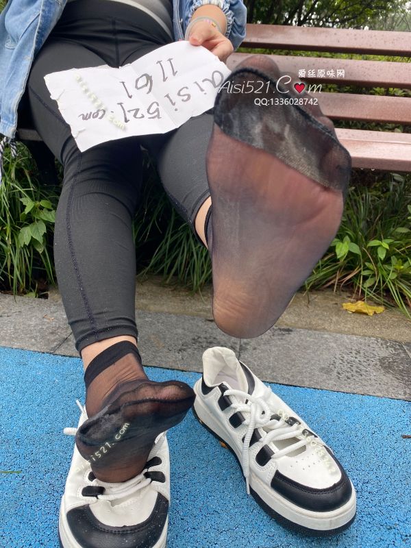 汗渍明显的黑色短丝袜，工作穿的 汗浸透变干变硬发白，下单尽快咯原味丝袜|袜类臭短丝袜