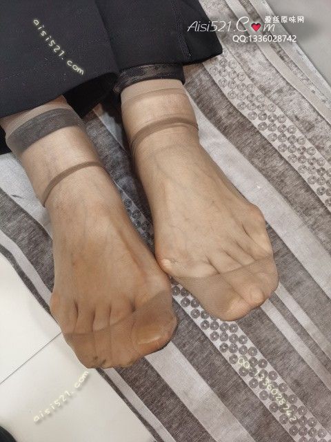 原味丝袜|袜类,臭短丝袜,爱丽丝(此活动可指定MM，但袜类随机)——2024年11月份顾客预订导购03咖啡丝