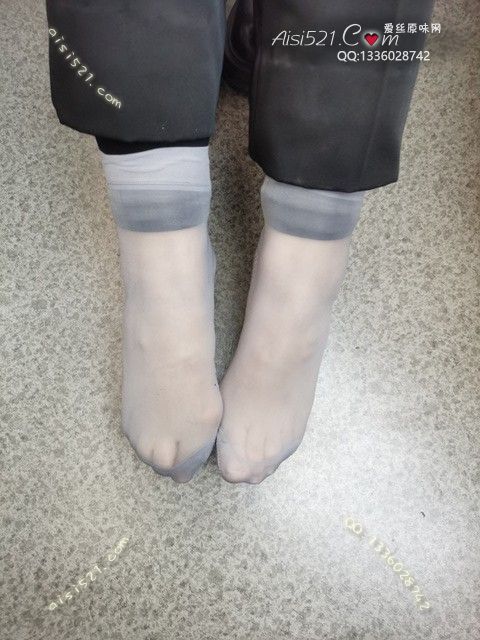 爱丽丝(此活动可指定MM，但袜类随机)——2024年10月份顾客预订导购09灰丝原味丝袜|袜类臭短丝袜