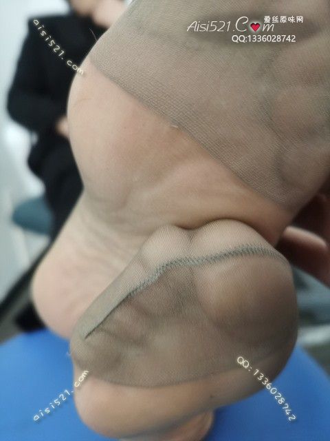 爱丽丝(此活动可指定MM，但袜类随机)——2024年10月份顾客预订导购09咖啡丝原味丝袜|袜类臭短丝袜