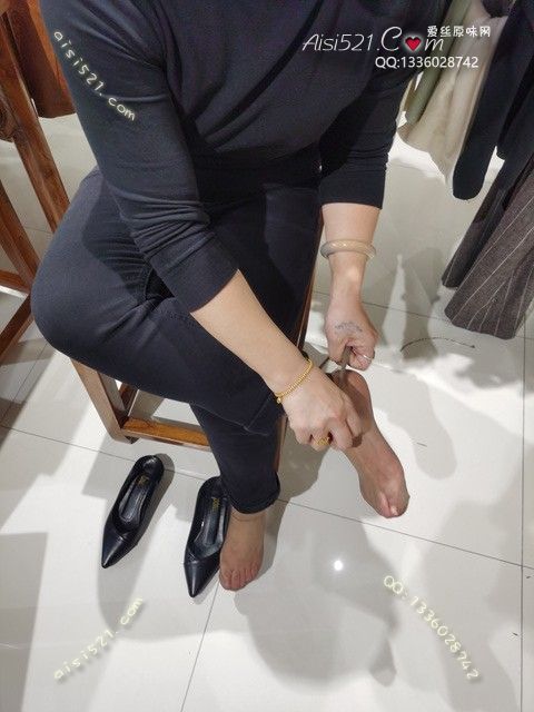 爱丽丝(此活动可指定MM，但袜类随机)——2024年11月份顾客预订导购04性感咖啡丝原味丝袜|袜类臭短丝袜