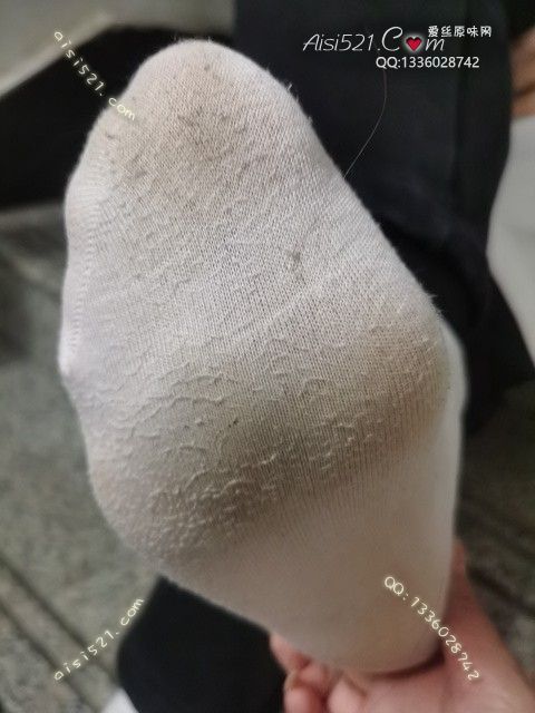 爱丽丝(此活动可指定MM，但袜类随机)——2024年11月份顾客预订珠宝02粉色棉袜原味丝袜|袜类臭棉袜