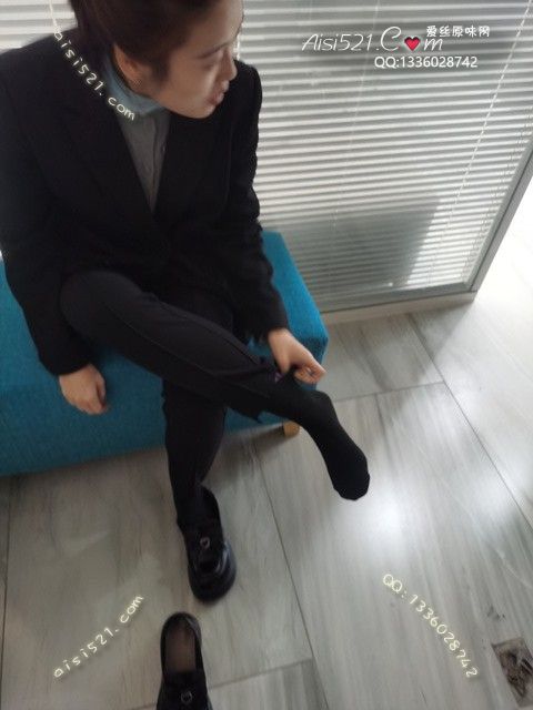 爱丽丝(此活动可指定MM，但袜类随机)——2024年11月份顾客预订导购10棉袜原味丝袜|袜类臭棉袜